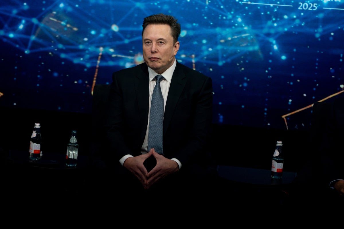 GettyImages-2246882475-WEB Elon Musk, CEO of SpaceX, during the US-Saudi Investment Forum at the Kennedy Center in Washingto...