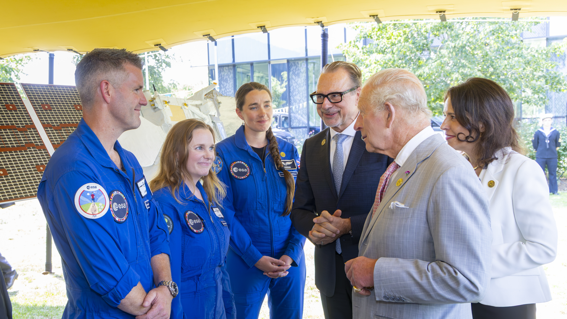 His_Majesty_King_Charles_III_meets_ESA_representatives_at_the_Harwell_campus_pillars ESA welcomes new UK space and defence gateway