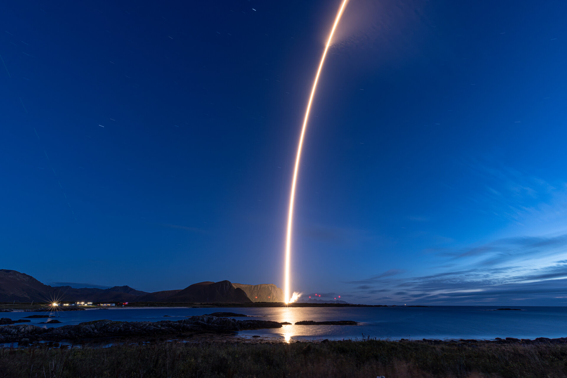 Spectrum_launches_to_orbit_pillars Isar Aerospace achieves first launch to orbit from continental Europe