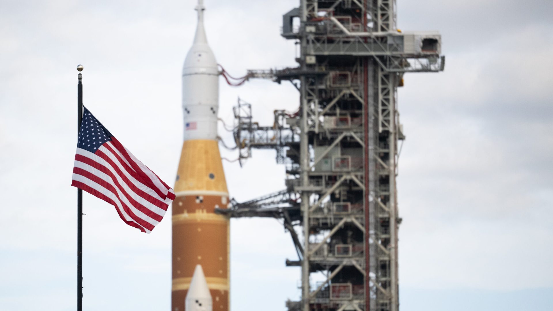 NASA/Joel Kowsky