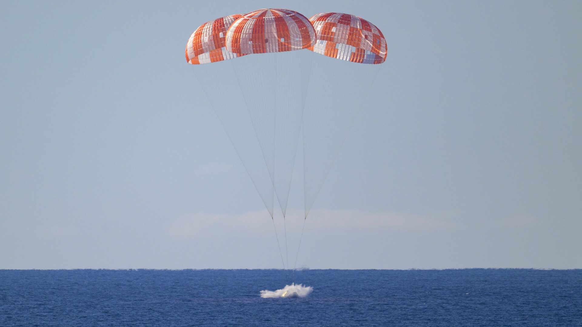 Artemis II: splashdown
