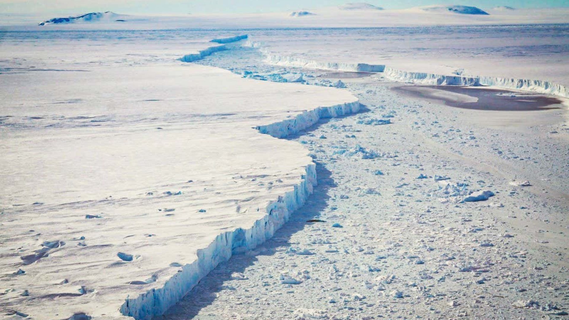 Giant icebergs have been breaking off the edge of Pine Island ice shelfNASA/Brooke Medley