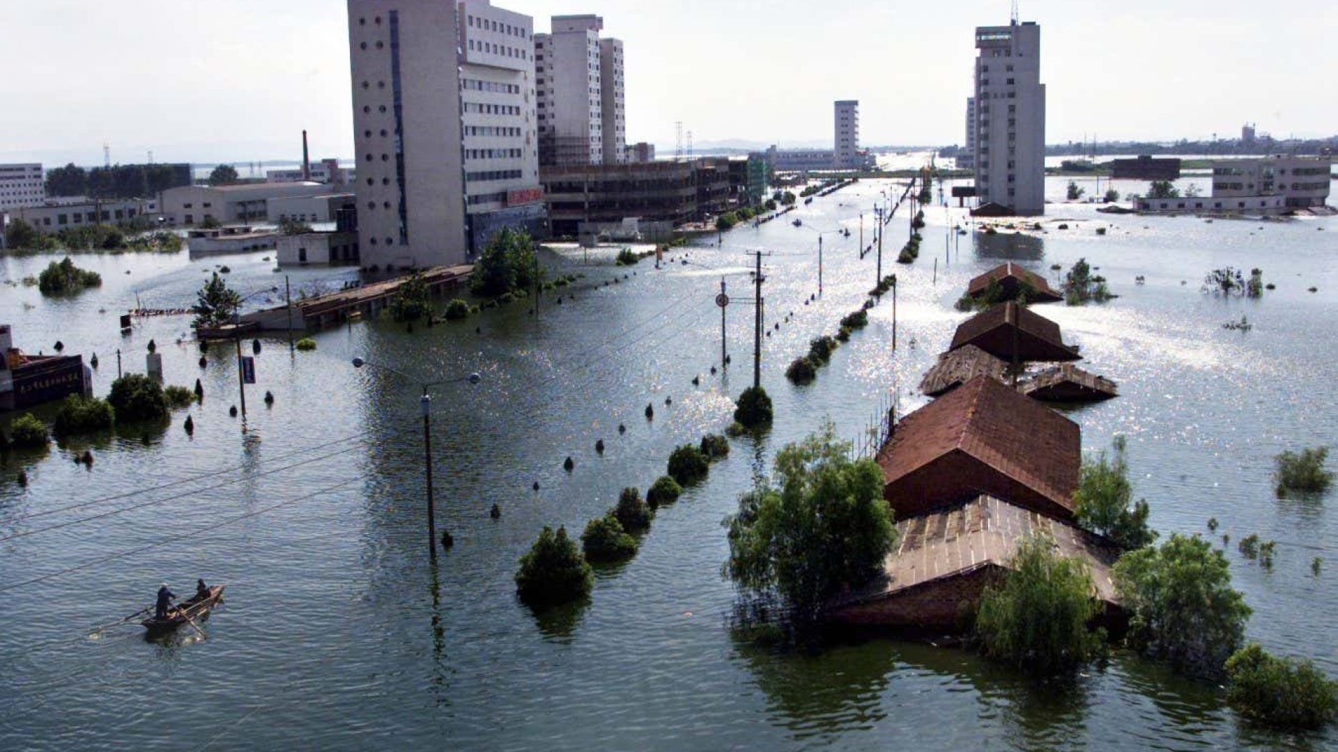 A super El Niño led to flooding in China in 1998ROBYN BECK/AFP via Getty Images