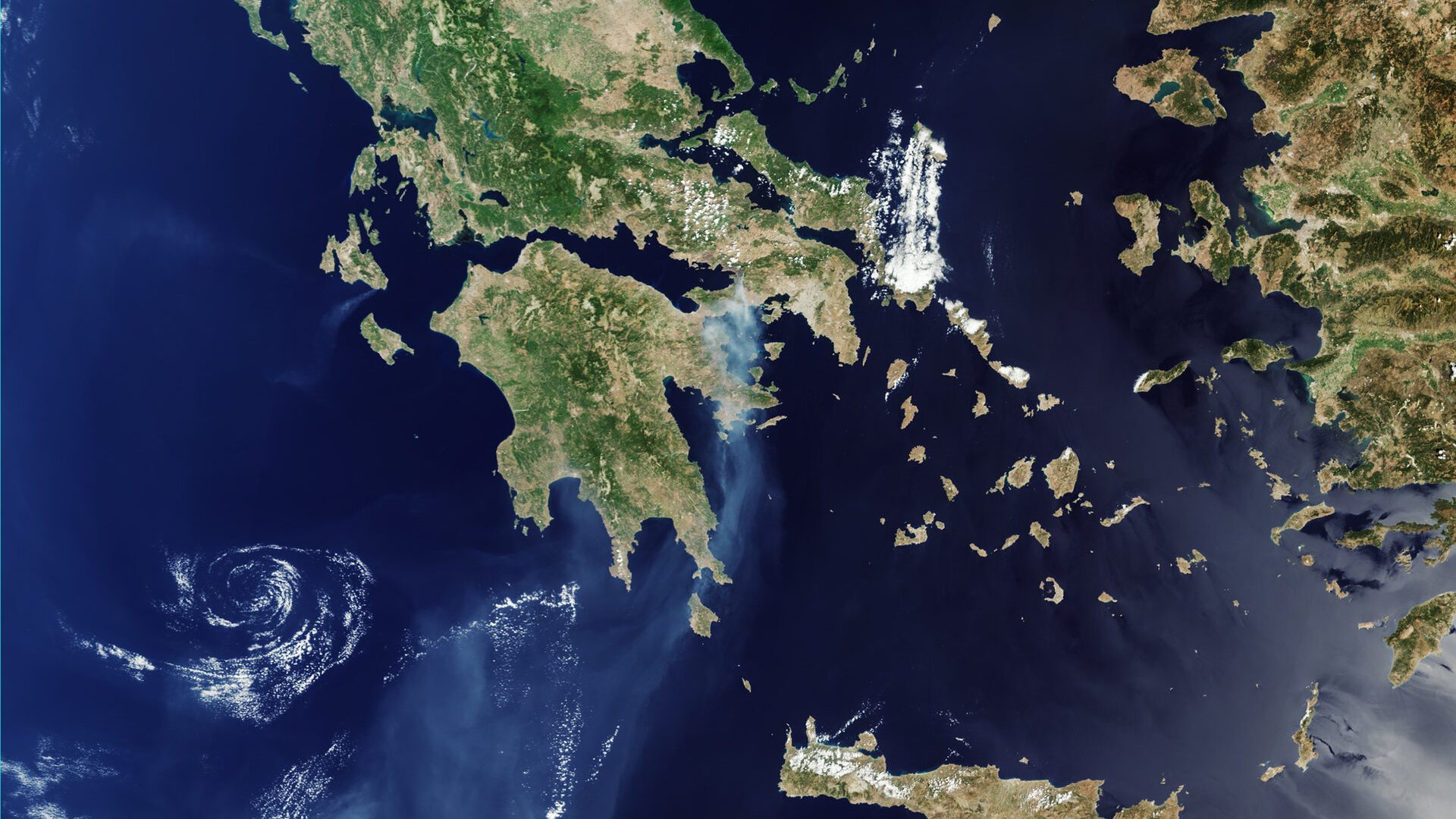 Smoke plume from Greek wildfires seen by Sentinel-3