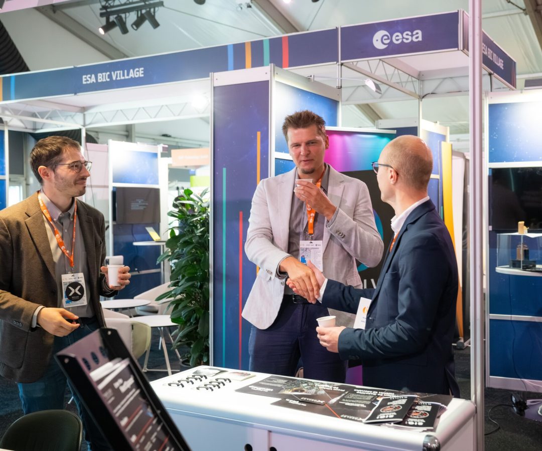 Meet space startups at ESA’s Industry Space Days