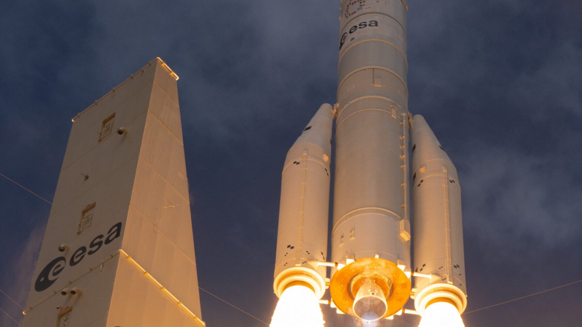 Vertical liftoff as Ariane 6 takes flight for the first time