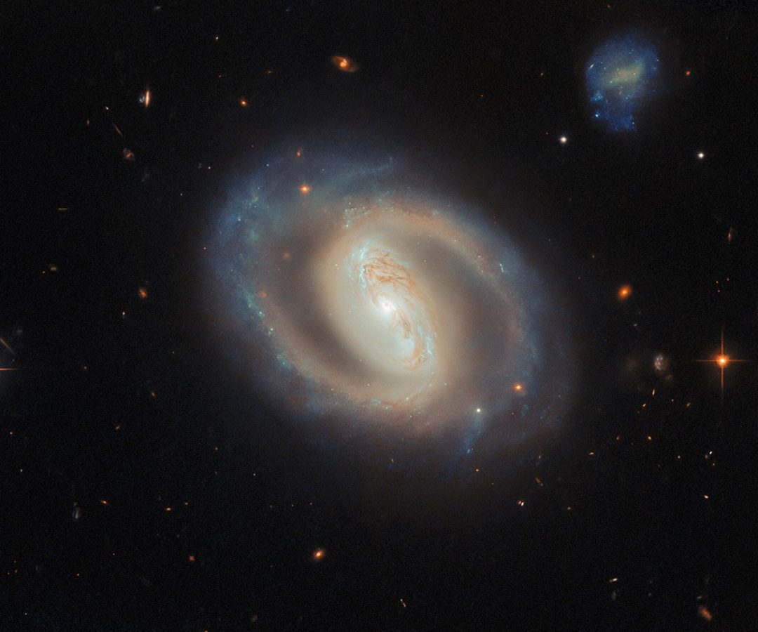 Credits: ESA/Hubble & NASA, M. J. Koss, A. J. Barth